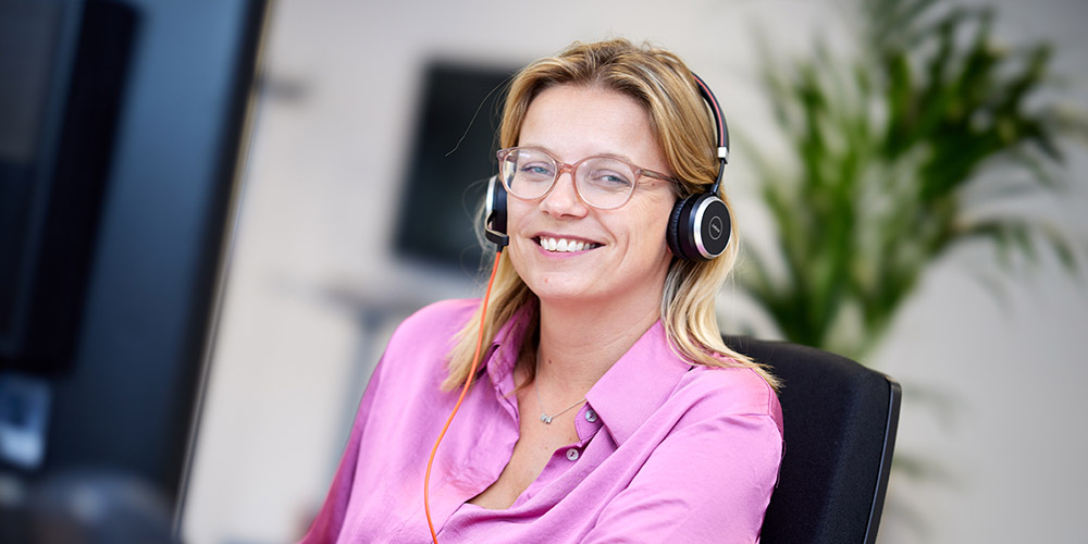 /globalassets/dk/din-branche/industri/new-folder/solar-industry-customerservice-1000x500-1.jpg
