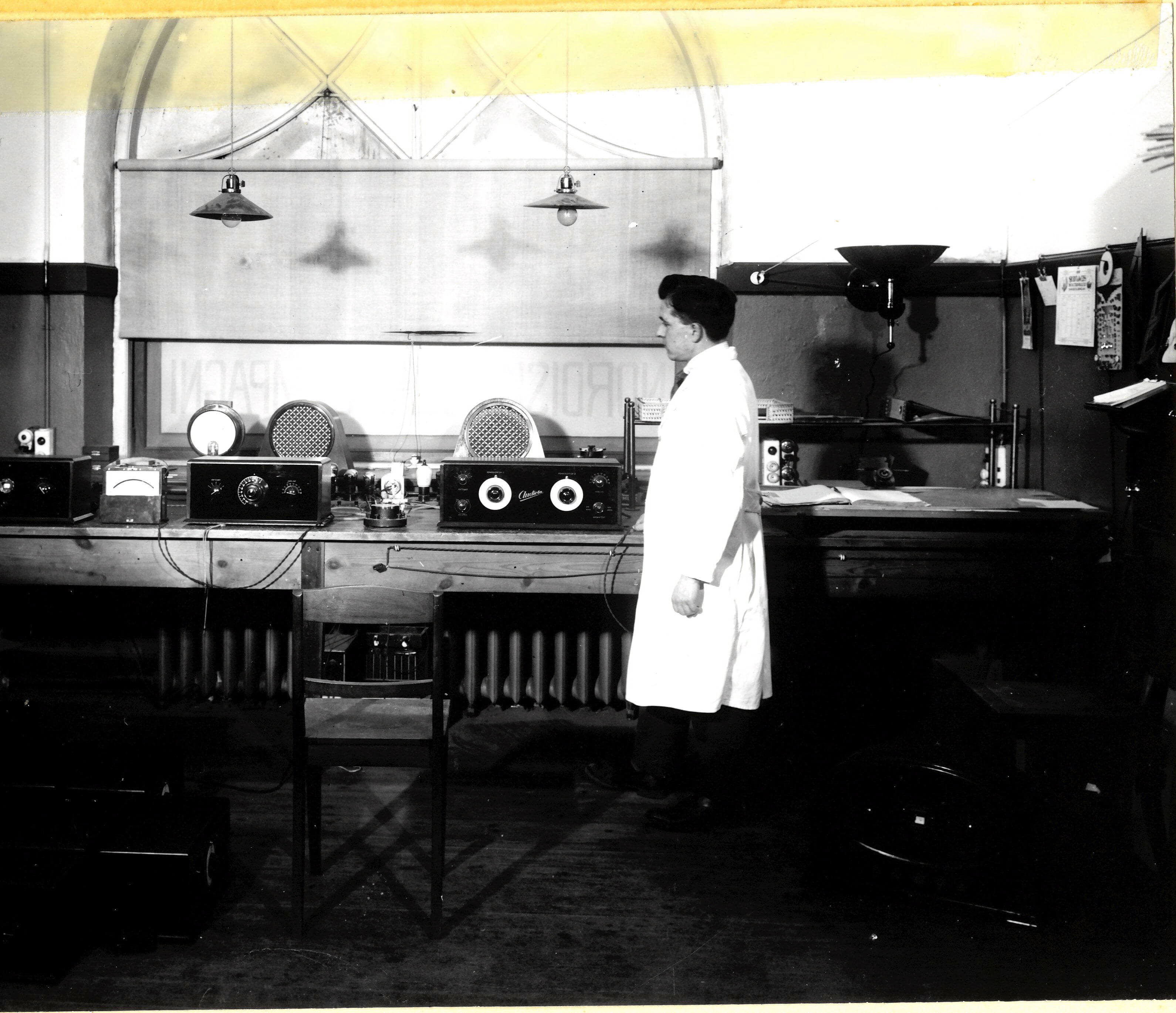 Audiola radio production 1930