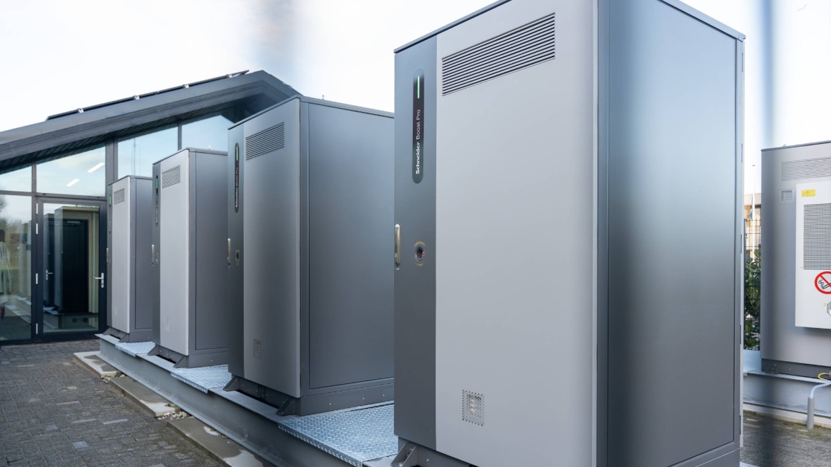 /globalassets/nl/branches/klantcases/microgrid/microgrid-11-schneider_3_1200x675.jpeg