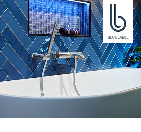 /globalassets/nl/oplossingen-en-producten/solar-sanitair/blue-label-475x445-bath.jpg
