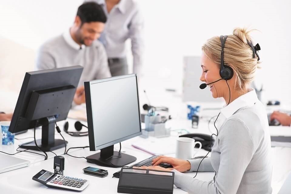 /globalassets/se/framsida/2144472-customer-service-operator.jpg