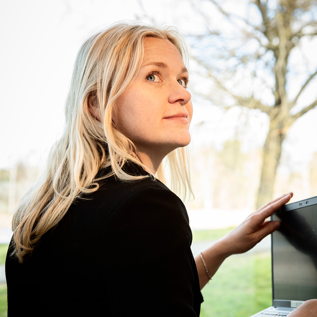 /globalassets/se/solar-magasin/2024-sm2/siemens-hos-solar/louise-1080x1080.jpg