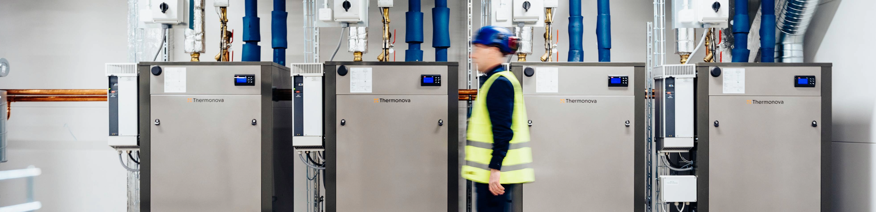 /globalassets/se/solar-magasin/2026-sm1/superpump-kumla/varmepump---kumla-2880x700.png